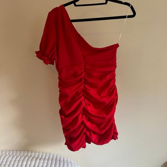 Dresses & Skirts - one shoulder mini dress